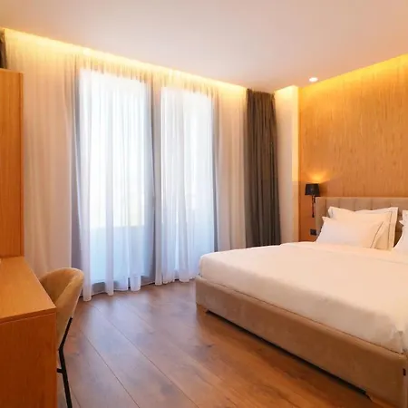 Nirvana & Station touristique Fushe-Kruje