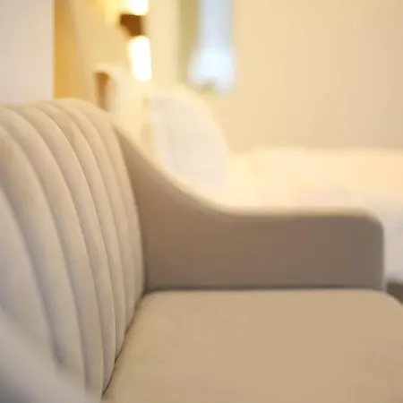 Nirvana & Semesteranläggning (resort)